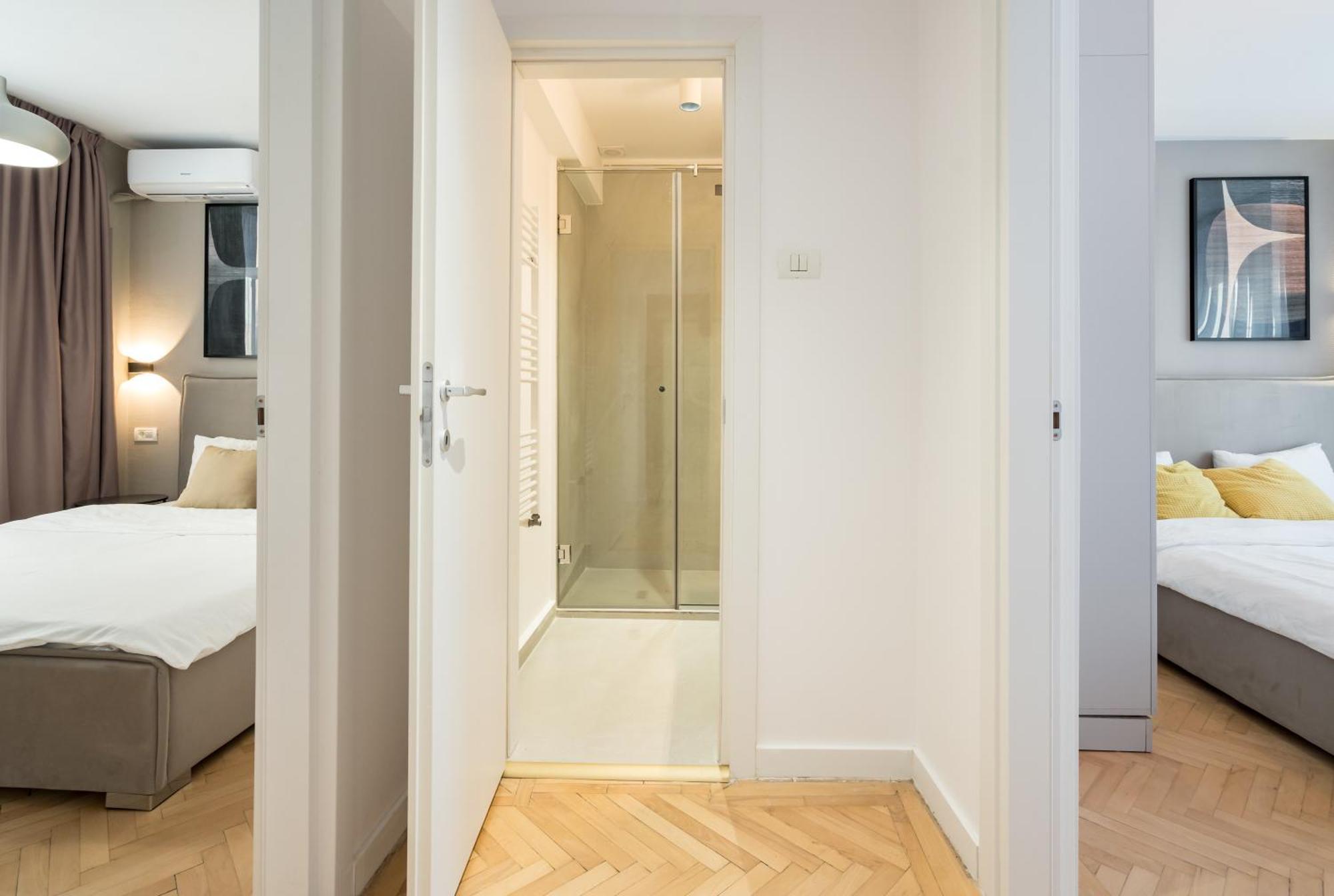 Majestic Downtown Apartment Bükreş Dış mekan fotoğraf